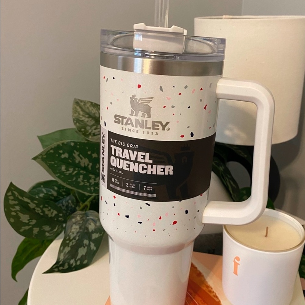 SALE !!! 40oz Stanley Cup